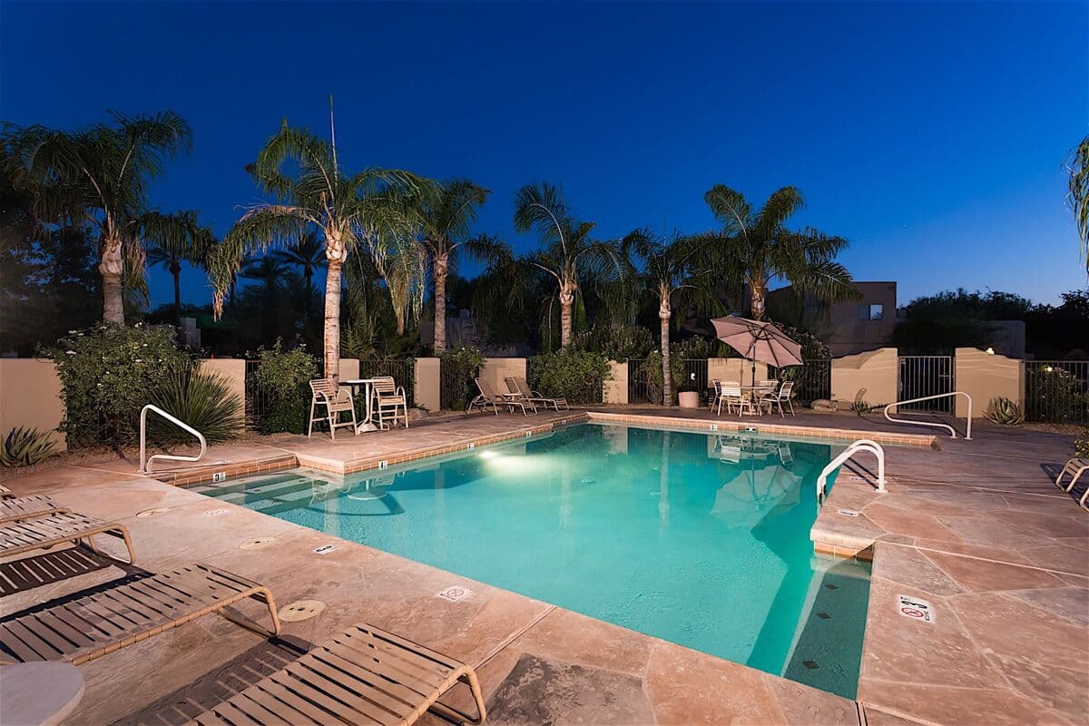 AZ Nirvana Townhouse