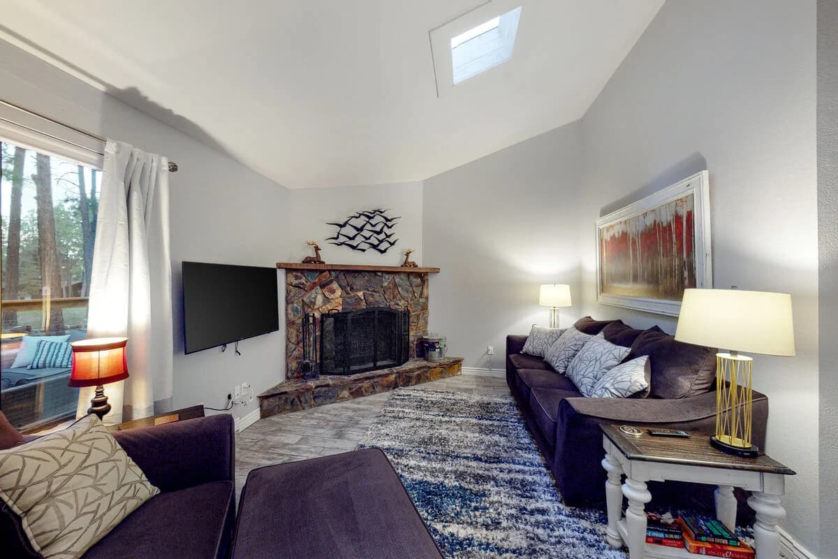 Cozy Mountain Townhome